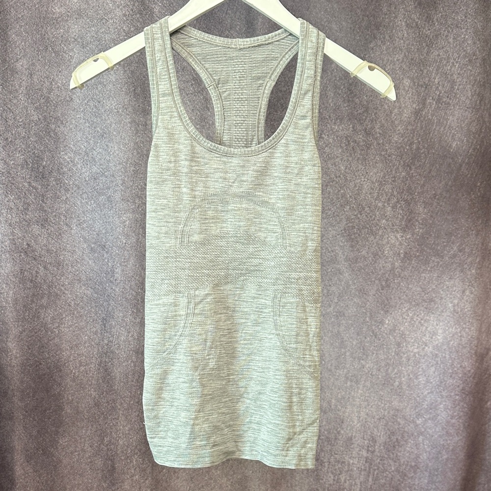 Lululemon Athletica Light Gray Tank Top